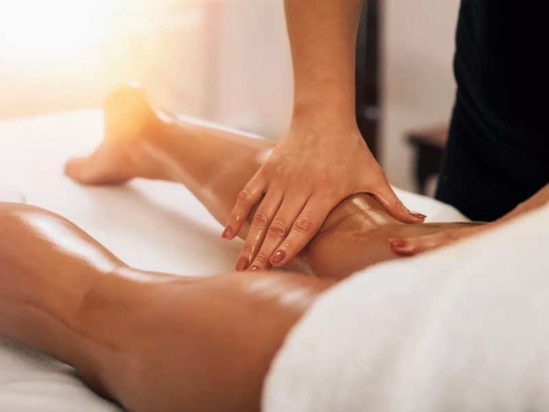 Lymphdrainage ist eine hilfreiche Behandlung